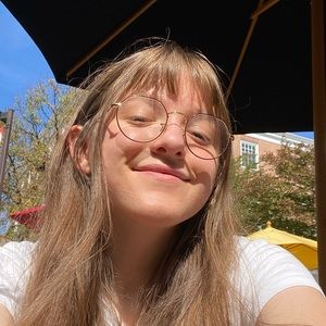 Meet your Posher, Natalie